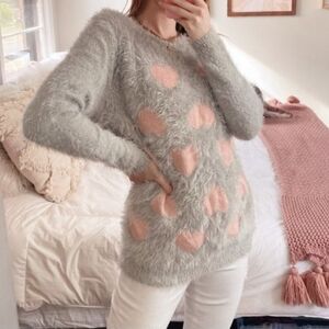 Maddison Grey Pink Hearts Jacquard Fuzzy Sweater Women's Large L Valentine's EUC